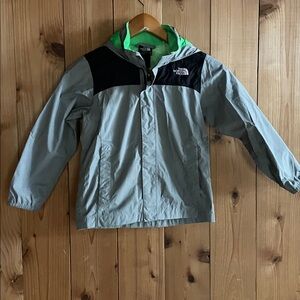 Boys north face windbreaker jacket